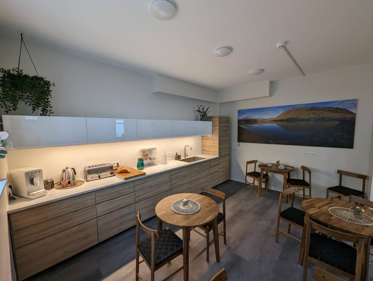The Isafjoerthur Inn By Ourhotels Екстериор снимка